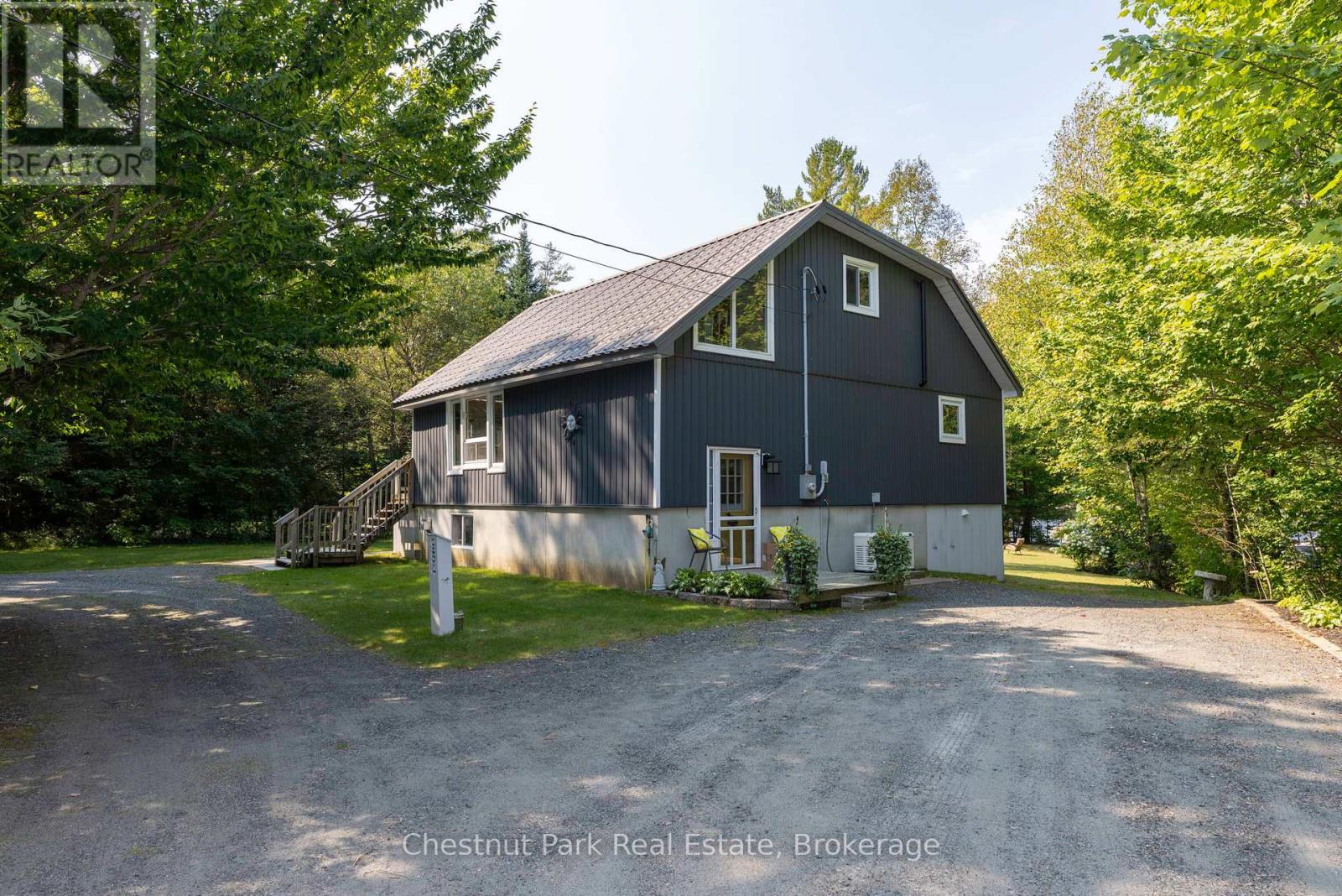 954 Dickie Lake Road, Lake Of Bays, Ontario  P0B 1A0 - Photo 3 - X12008165