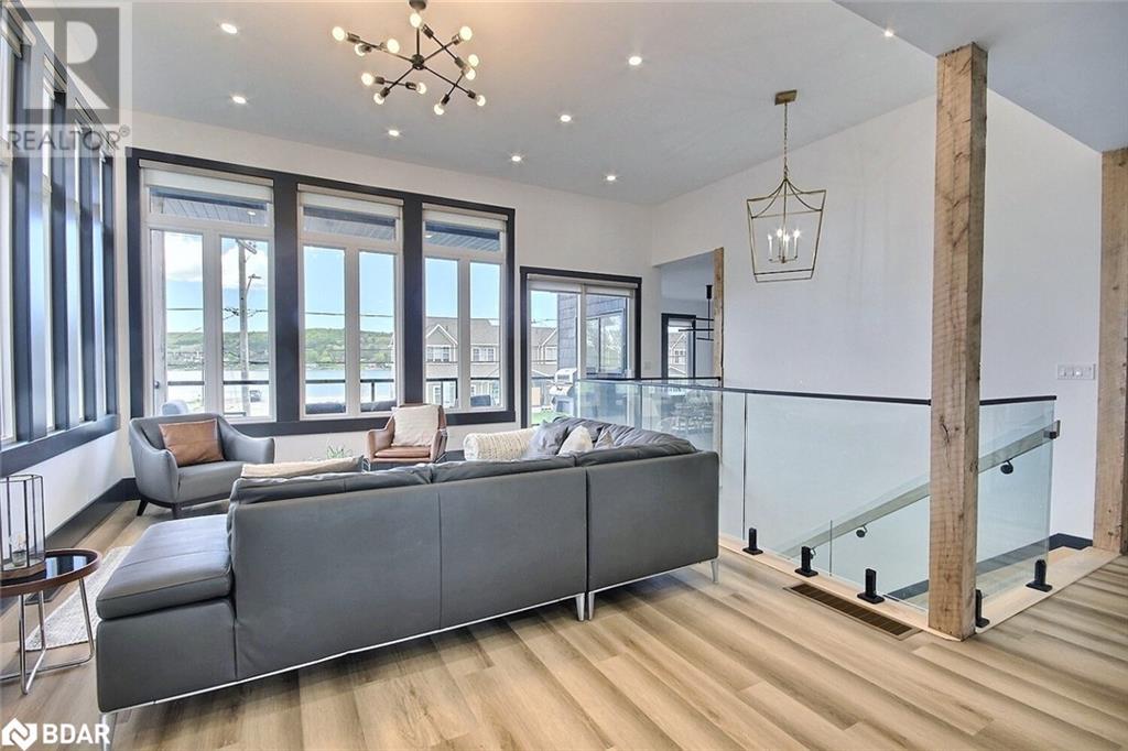 Property at 171 FOX Street image 3