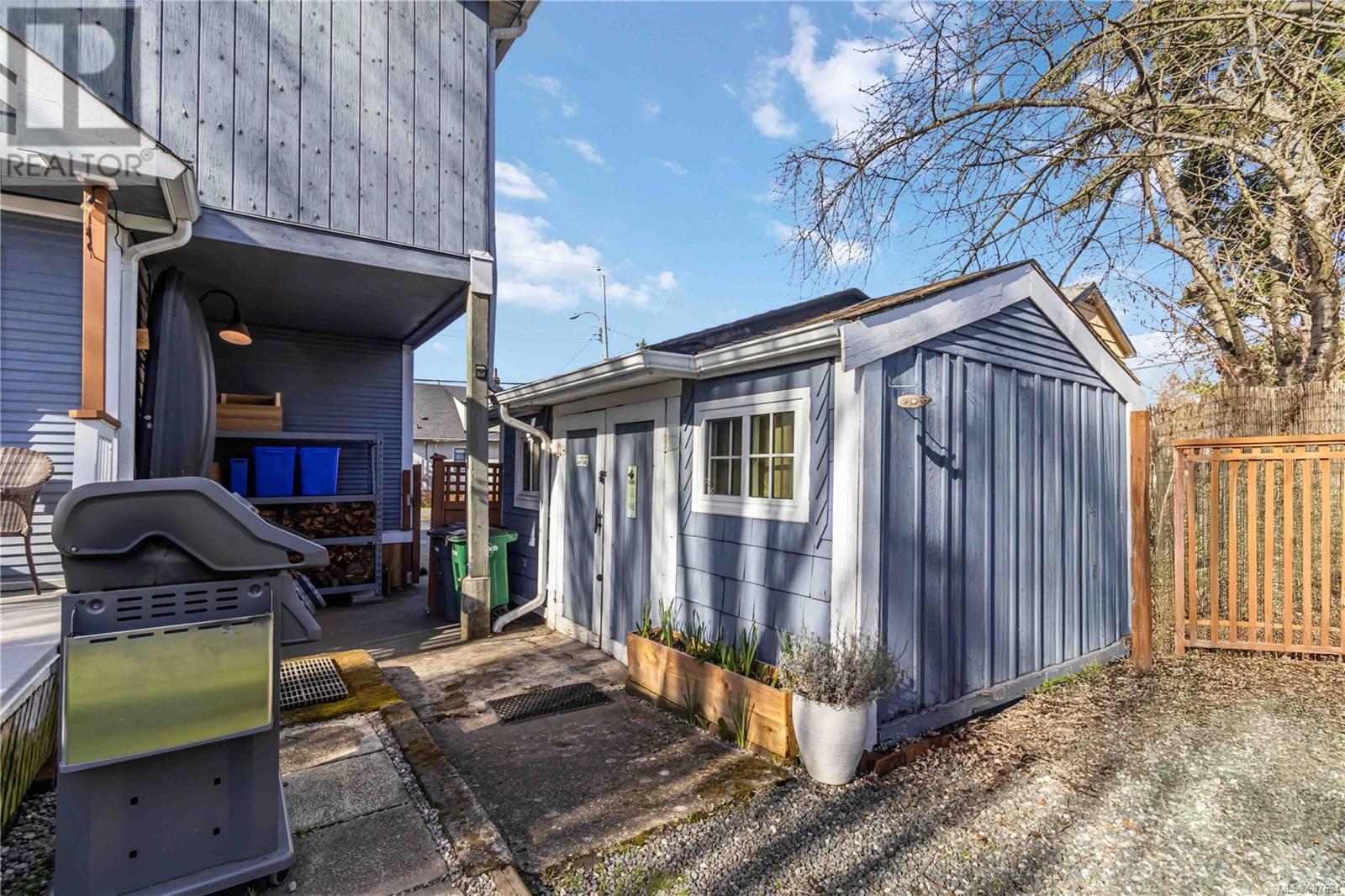 3283 Albion Rd, Saanich, British Columbia  V8Z 3T5 - Photo 38 - 987694