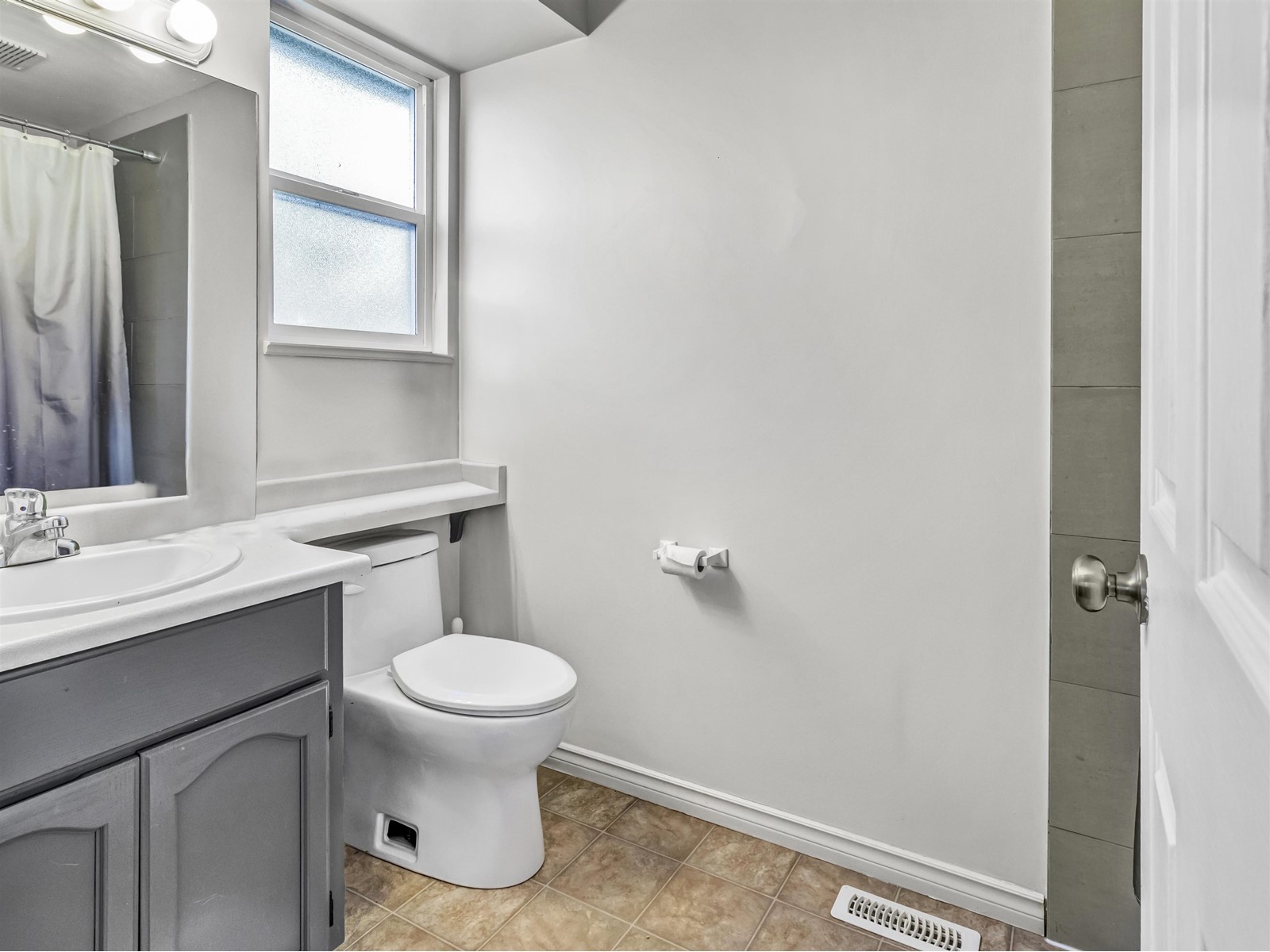 27149 24a Avenue, Langley, British Columbia  V4W 3N3 - Photo 23 - R2970086