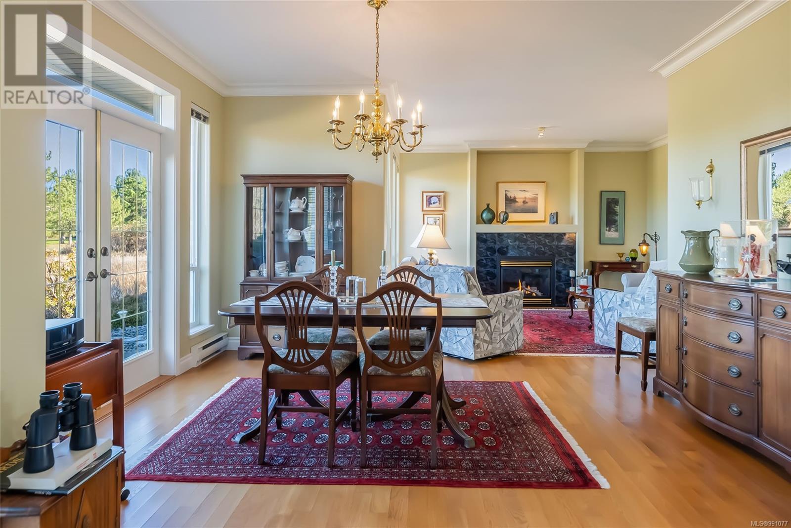 Property at 1260 Augusta Close image 4