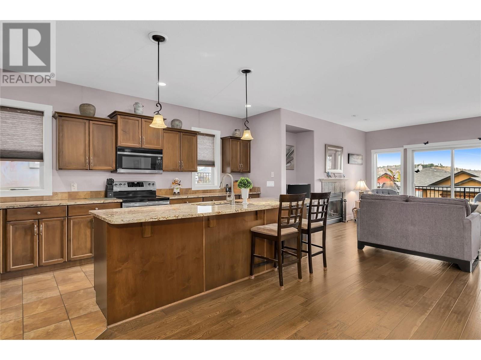 3863 Sonoma Pines Drive, Westbank, British Columbia  V4T 2Z5 - Photo 10 - 10331444