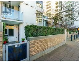 1303 CIVIC PLACE MEWS, North Vancouver, British Columbia
