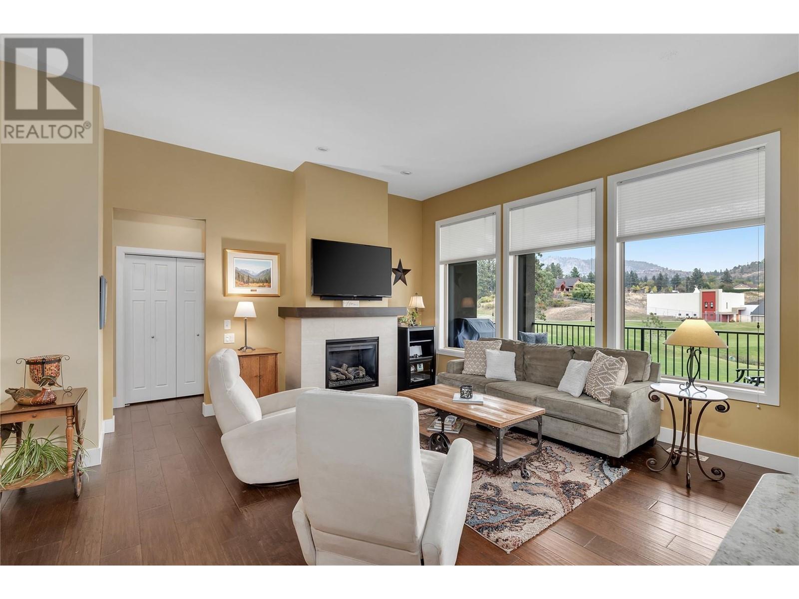 Property at 2114 Del Mar Court image 4