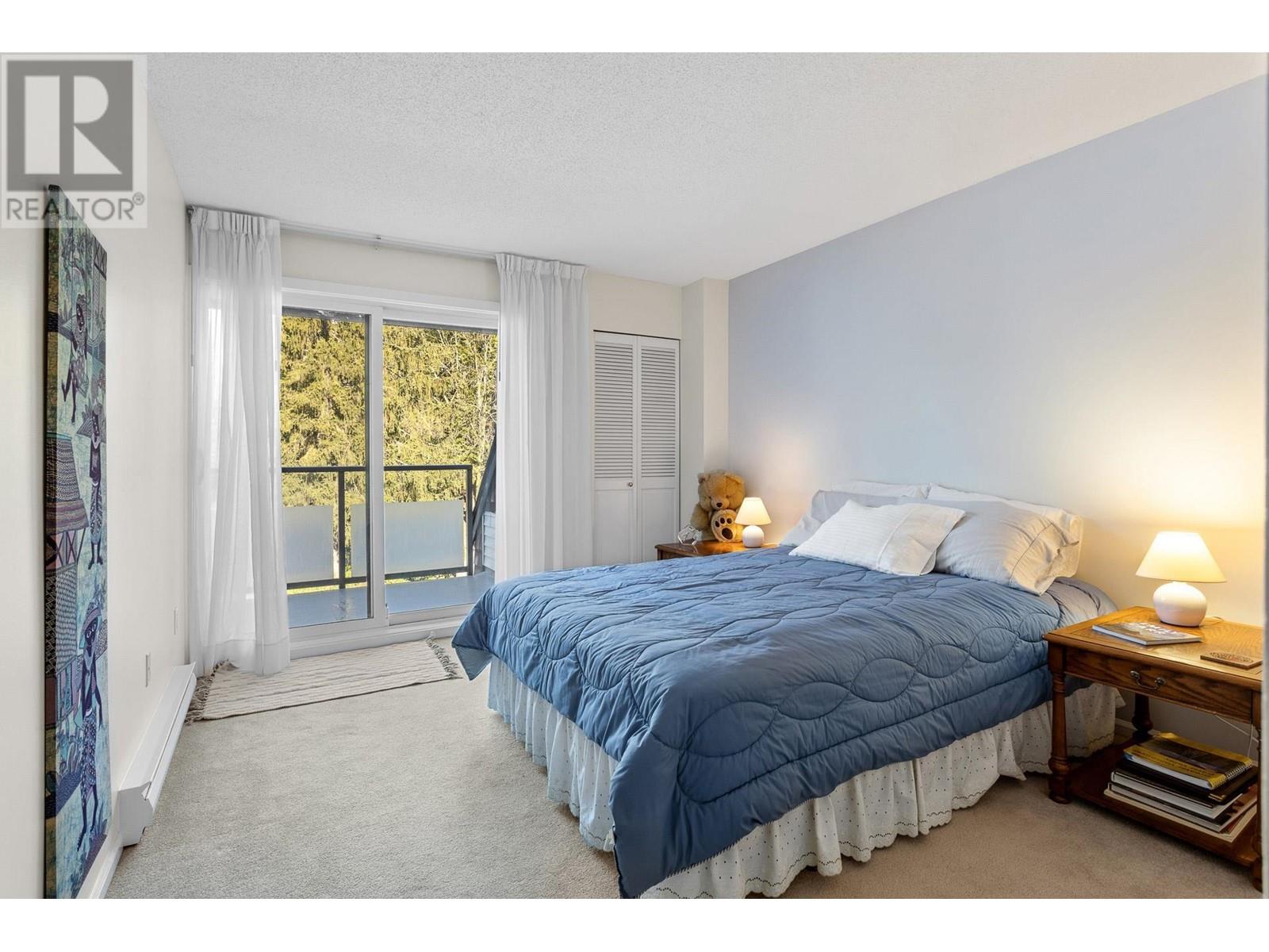 Listing Picture 15 of 18 : 4181 BRIDGEWATER CRESCENT, Burnaby / 本拿比 - 魯藝地產 Yvonne Lu Group - MLS Medallion Club Member