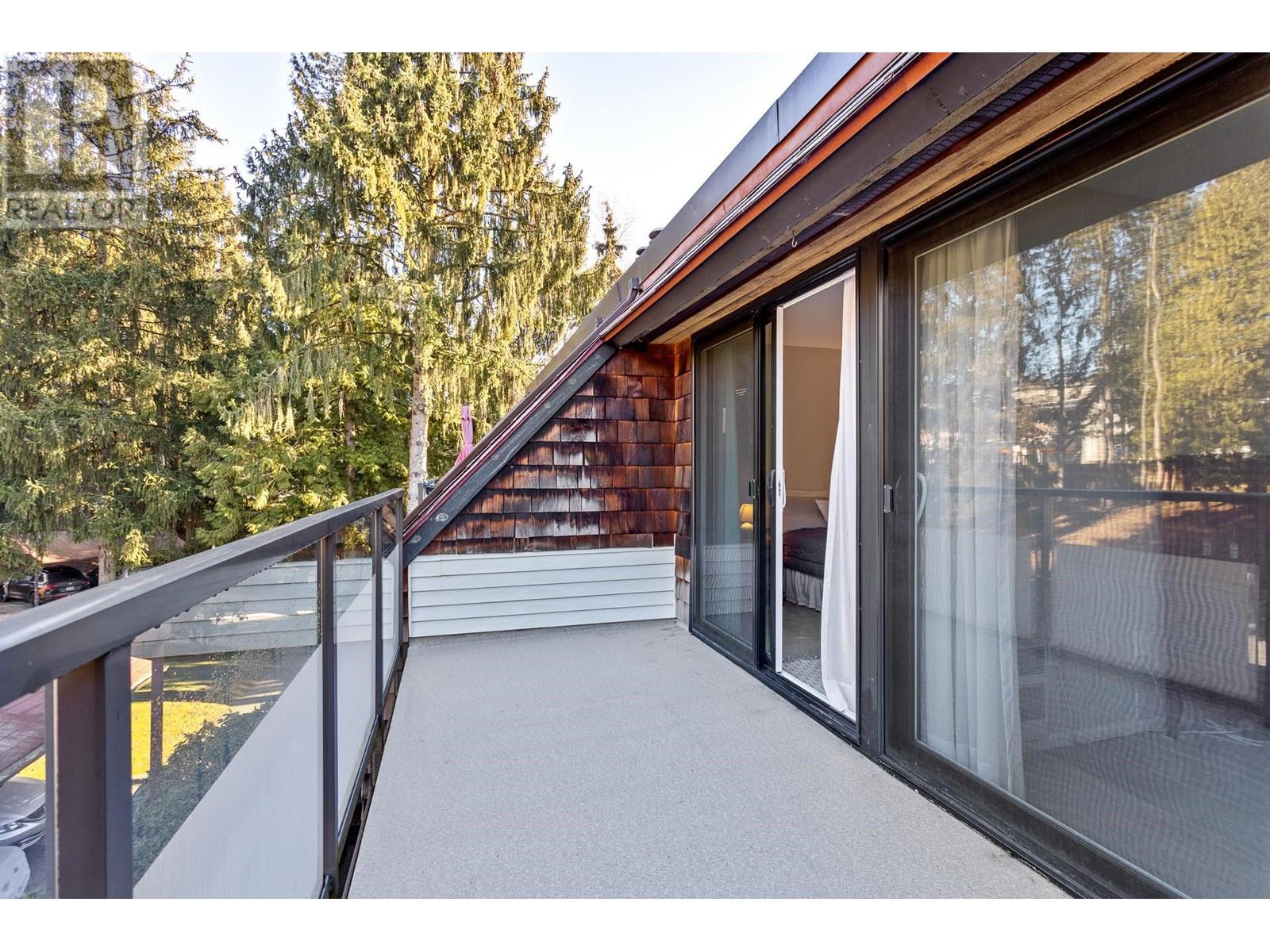 Listing Picture 14 of 18 : 4181 BRIDGEWATER CRESCENT, Burnaby / 本拿比 - 魯藝地產 Yvonne Lu Group - MLS Medallion Club Member