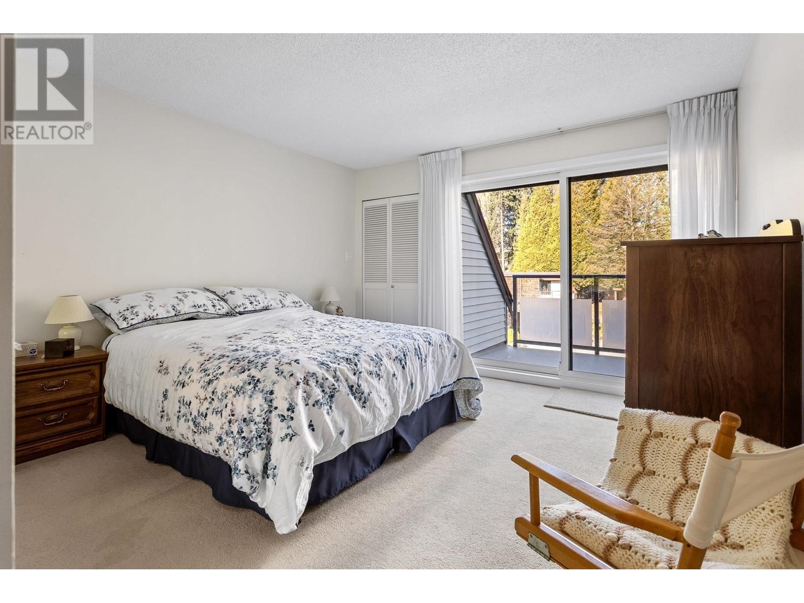 Listing Picture 11 of 18 : 4181 BRIDGEWATER CRESCENT, Burnaby / 本拿比 - 魯藝地產 Yvonne Lu Group - MLS Medallion Club Member