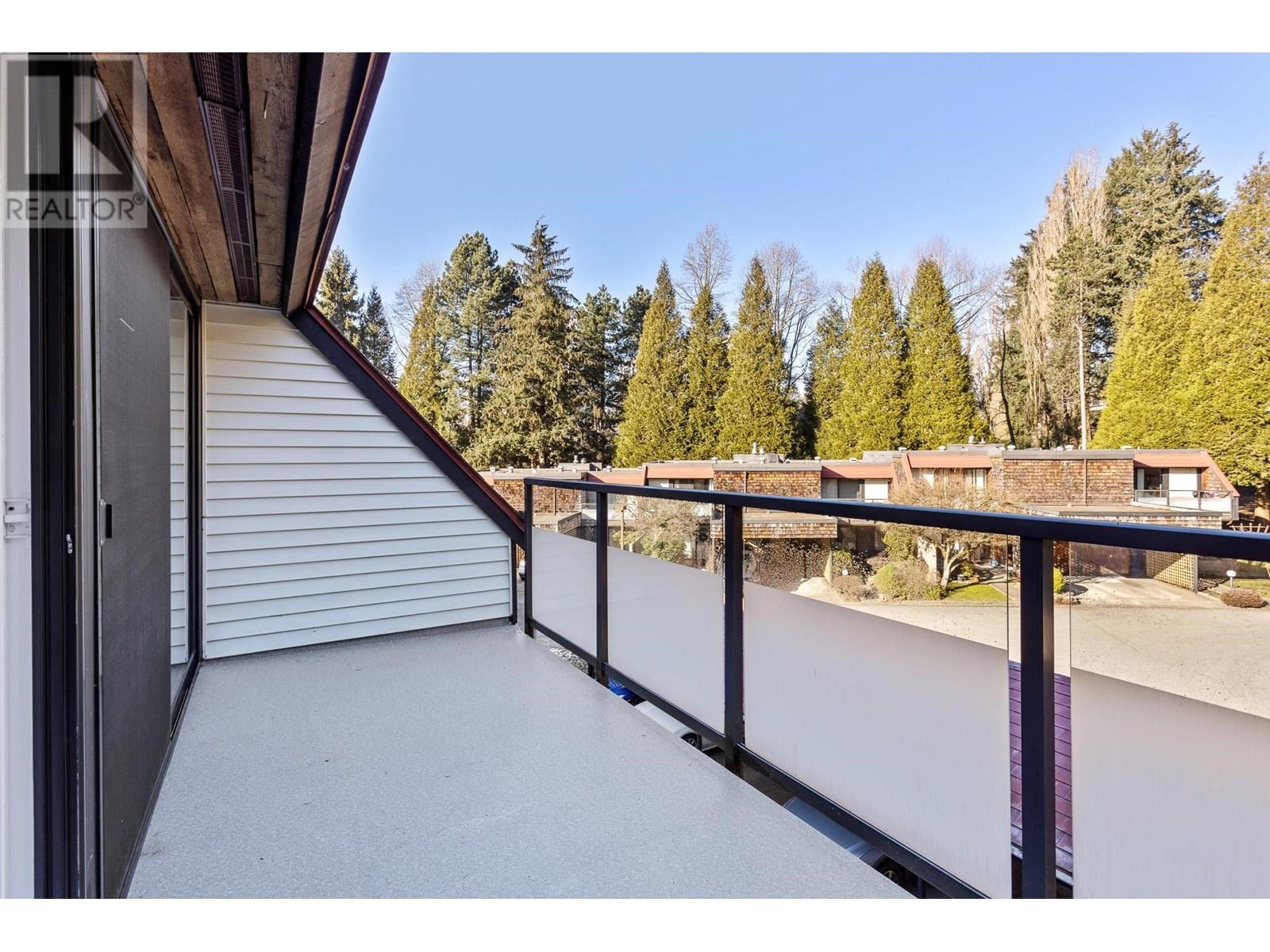 Listing Picture 13 of 18 : 4181 BRIDGEWATER CRESCENT, Burnaby / 本拿比 - 魯藝地產 Yvonne Lu Group - MLS Medallion Club Member