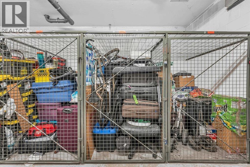 201 5248 Grimmer Street, Burnaby, British Columbia  V5H 0E1 - Photo 17 - R2970965