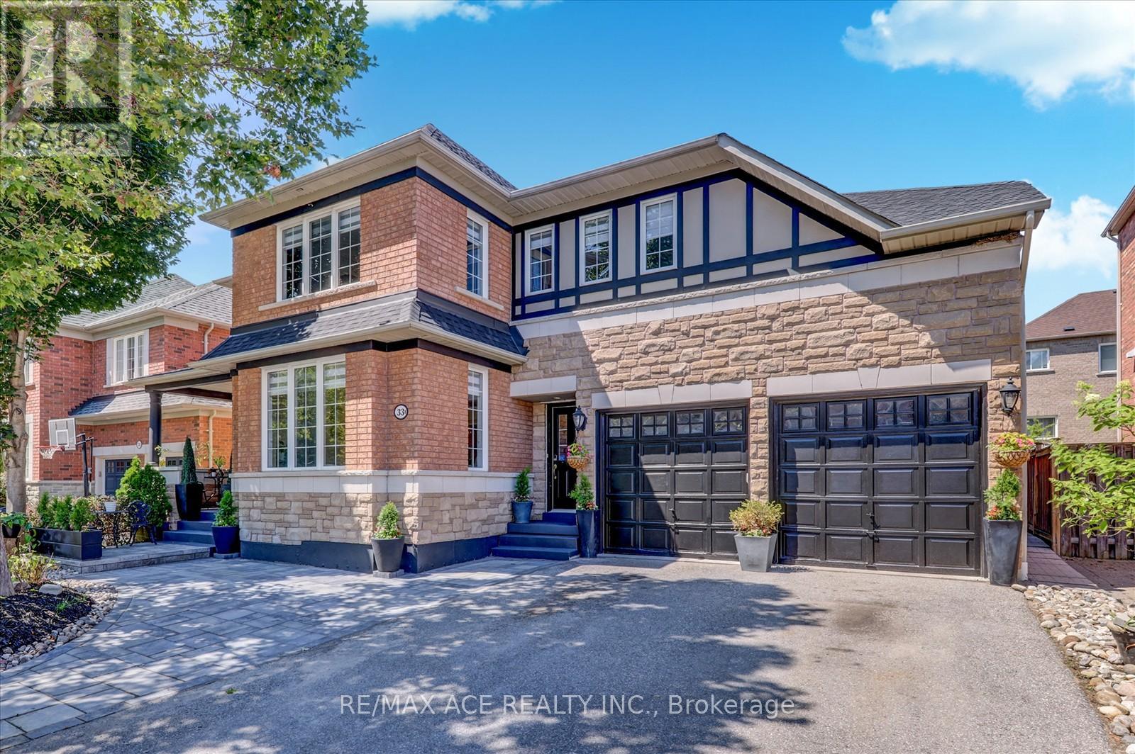 Property at 33 WESTON CRESCENT image 4
