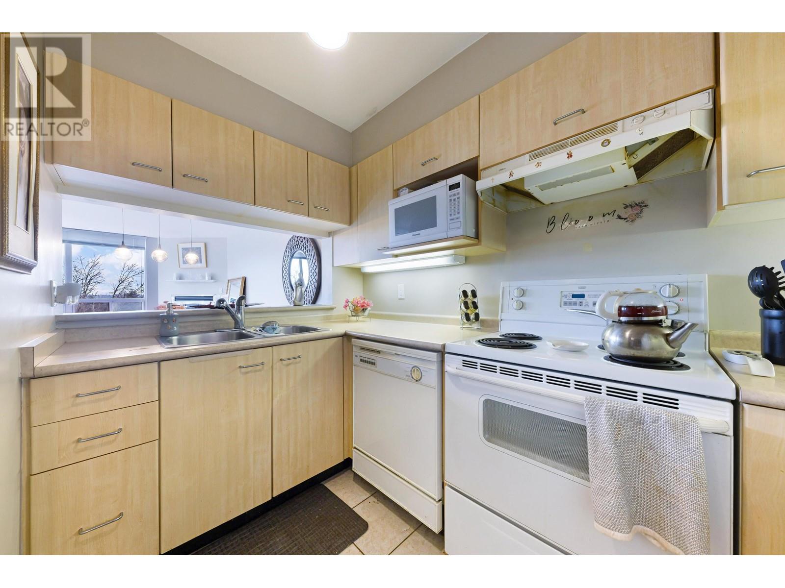 801 1148 Heffley Crescent, Coquitlam, British Columbia  V3B 8A6 - Photo 8 - R2974845