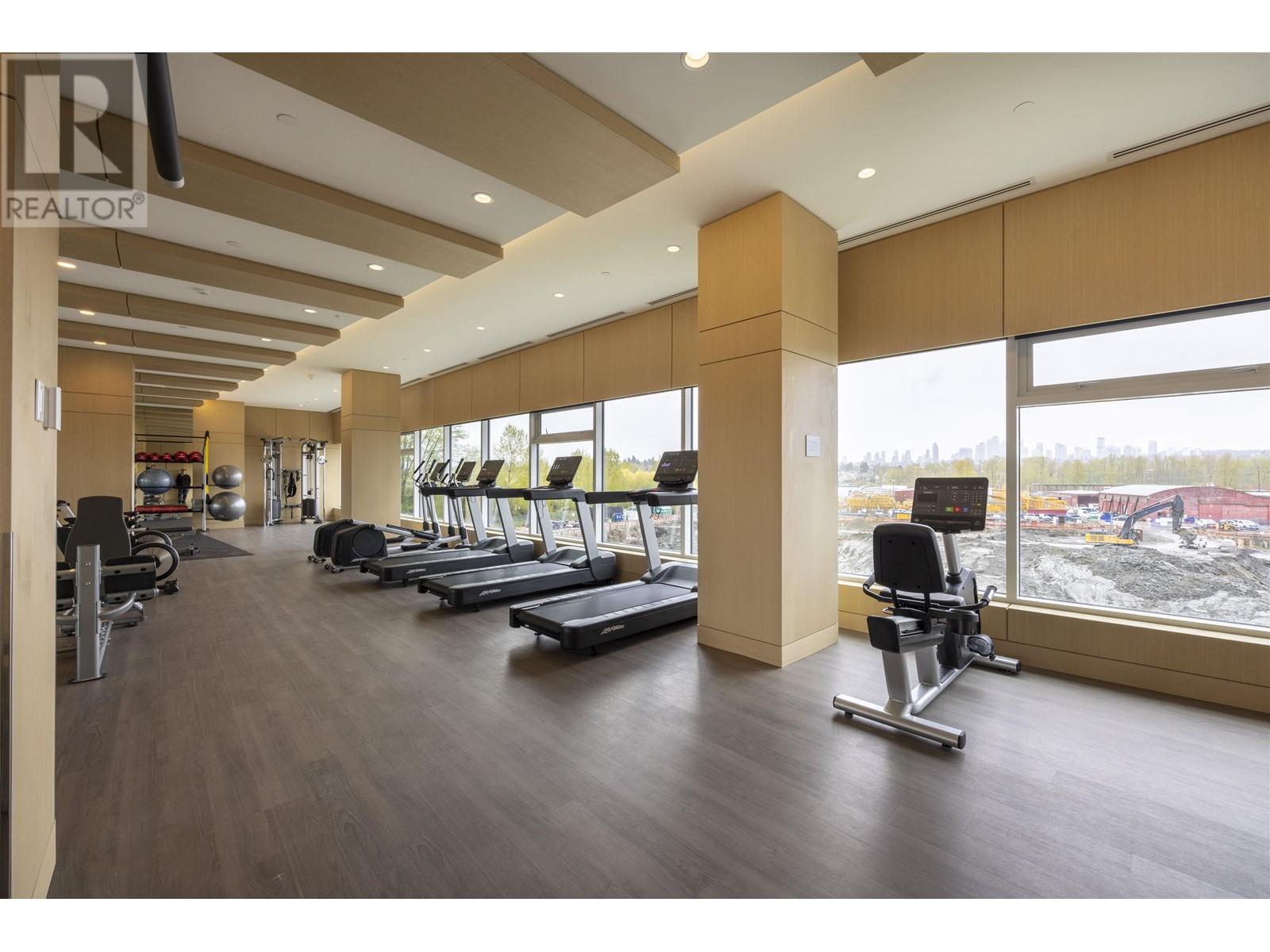 Listing Picture 19 of 24 : 305 4890 LOUGHEED HIGHWAY, Burnaby / 本拿比 - 魯藝地產 Yvonne Lu Group - MLS Medallion Club Member