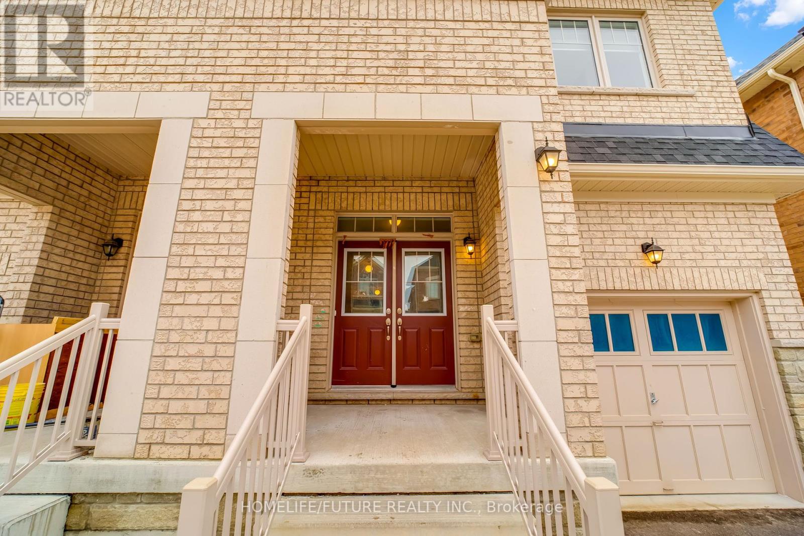 Property at 29 ERINTOL WAY image 4