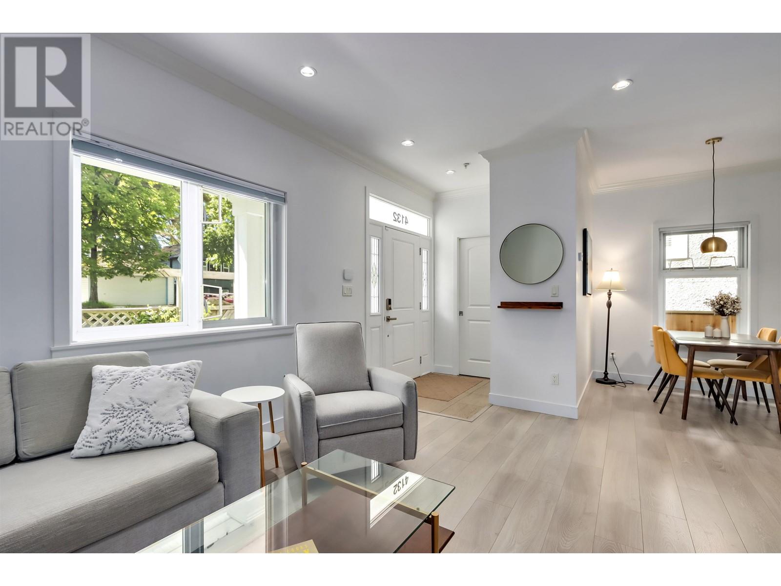 Listing Picture 5 of 22 : 4132 COMMERCIAL STREET, Vancouver / 溫哥華 - 魯藝地產 Yvonne Lu Group - MLS Medallion Club Member