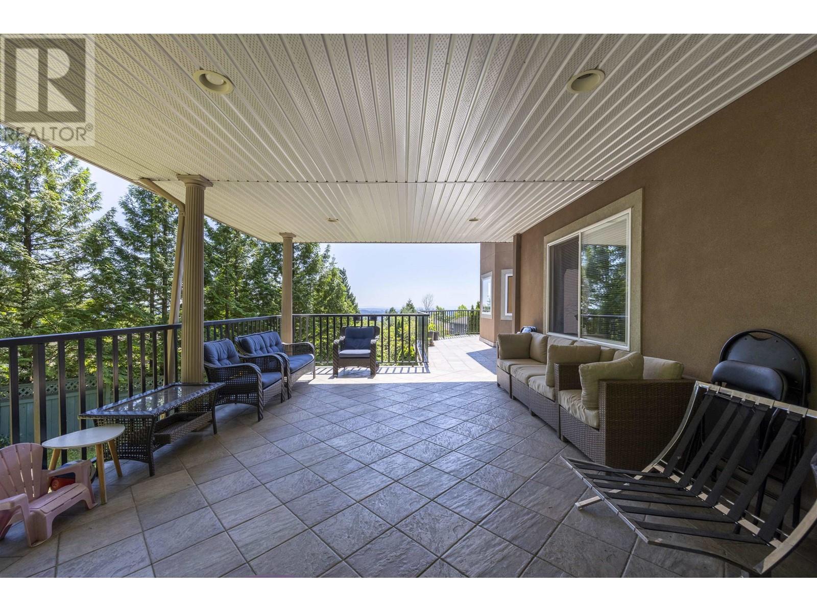1625 Parkway Boulevard, Coquitlam, British Columbia  V3E 3M7 - Photo 32 - R2975209
