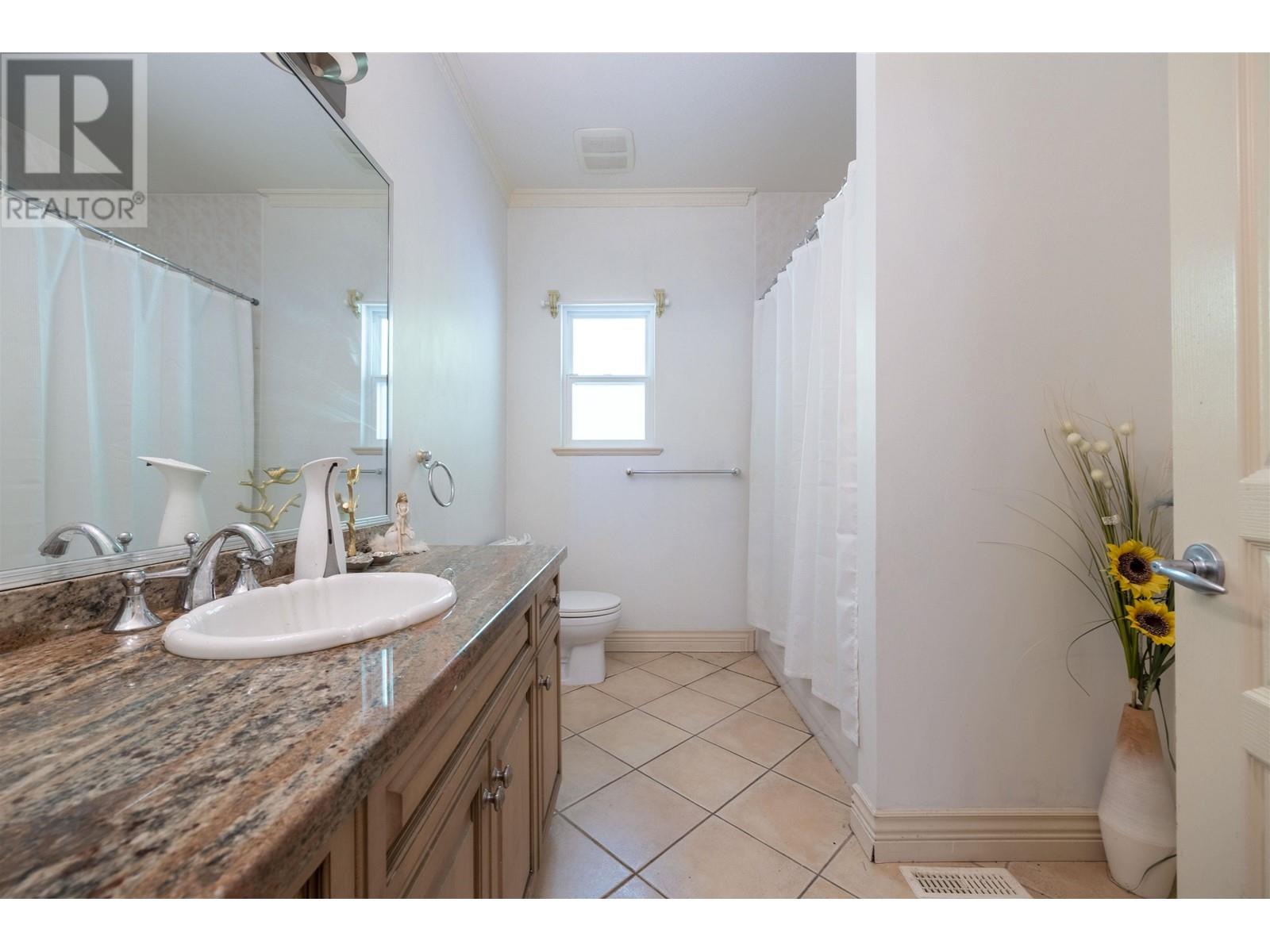 1625 Parkway Boulevard, Coquitlam, British Columbia  V3E 3M7 - Photo 26 - R2975209