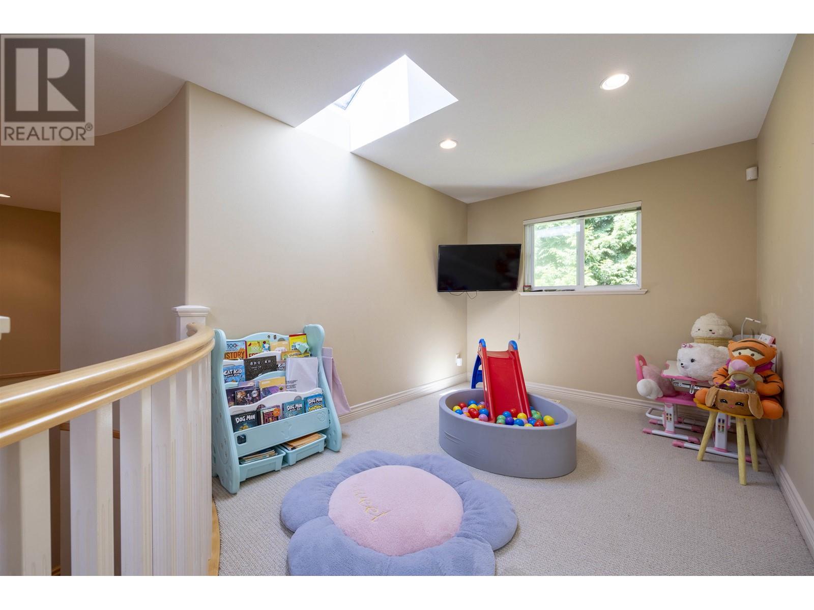 1625 Parkway Boulevard, Coquitlam, British Columbia  V3E 3M7 - Photo 22 - R2975209