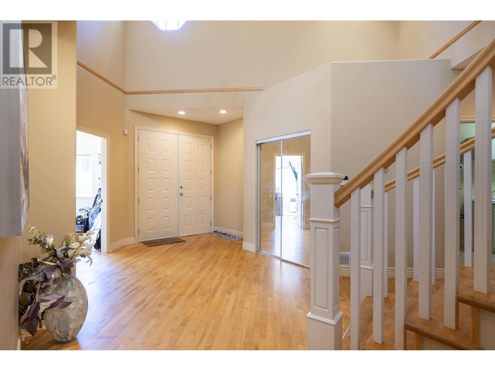 1625 Parkway Boulevard, Coquitlam, British Columbia  V3E 3M7 - Photo 6 - R2975209