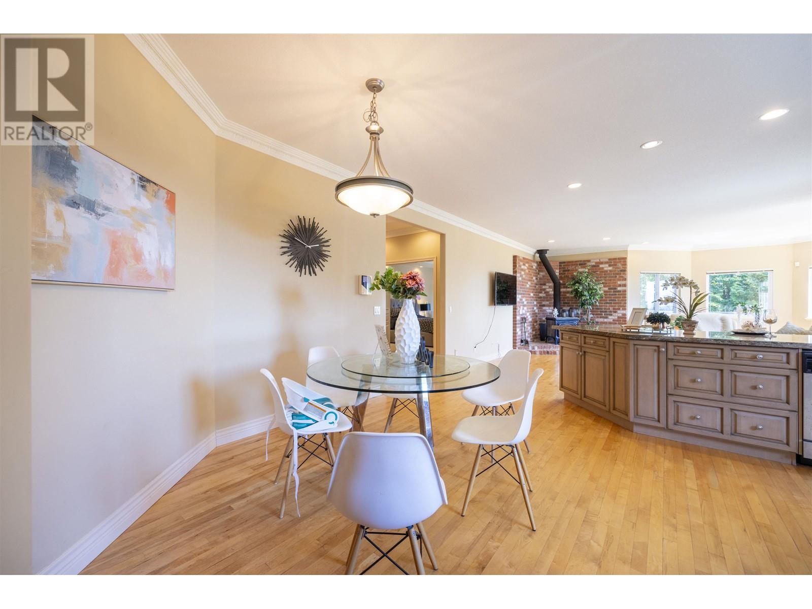 1625 Parkway Boulevard, Coquitlam, British Columbia  V3E 3M7 - Photo 10 - R2975209