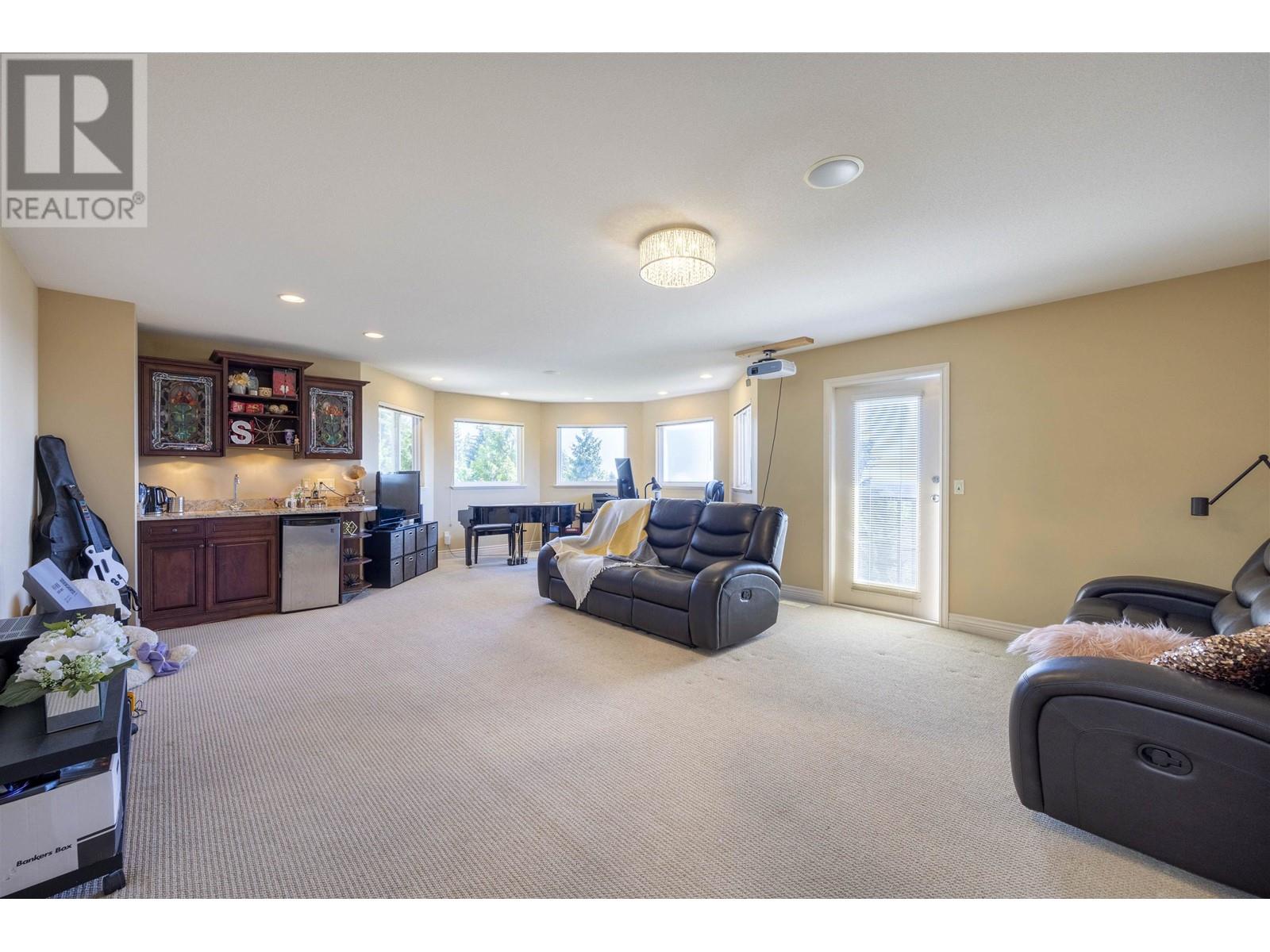 1625 Parkway Boulevard, Coquitlam, British Columbia  V3E 3M7 - Photo 15 - R2975209