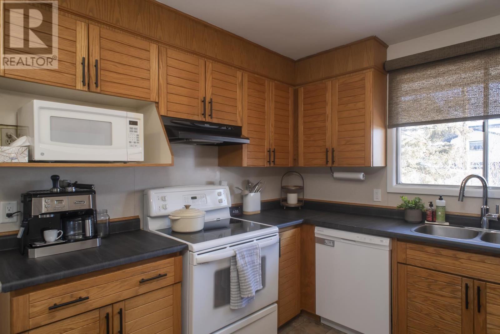 648 Riverview Dr, Thunder Bay, Ontario  P7E 3M8 - Photo 18 - TB250441