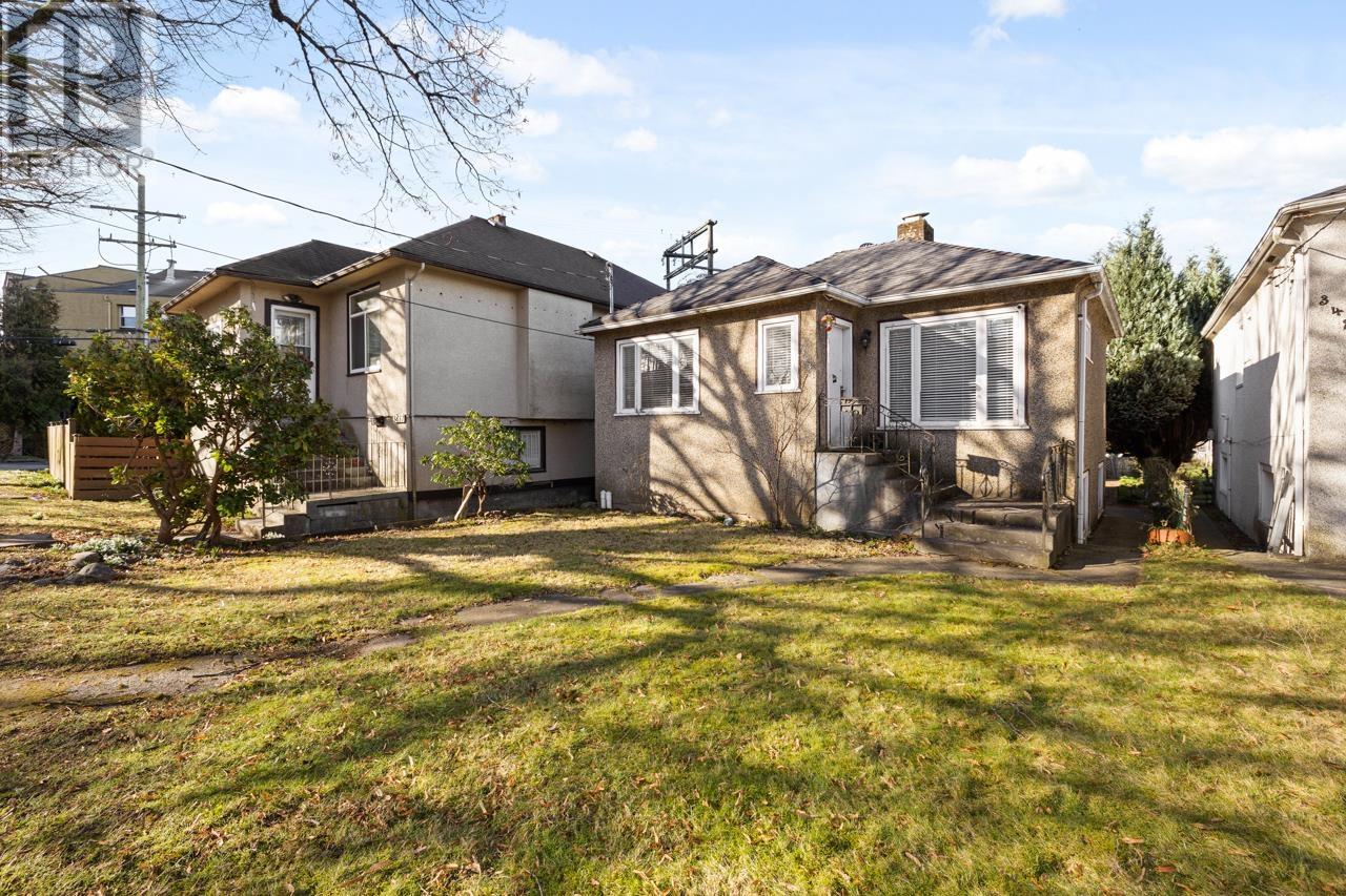 3431 GLEN DRIVE, vancouver, British Columbia