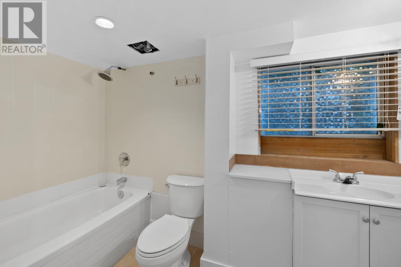 3431 Glen Drive, Vancouver, British Columbia  V5V 4S5 - Photo 15 - R2975232