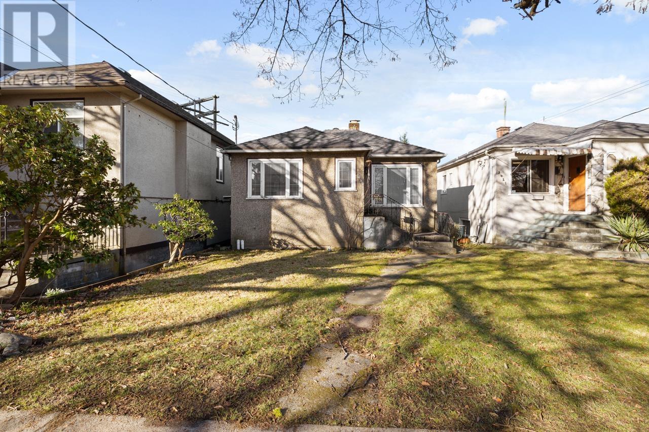 3431 Glen Drive, Vancouver, British Columbia  V5V 4S5 - Photo 2 - R2975232