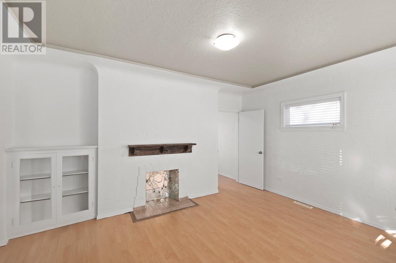 3431 Glen Drive, Vancouver, British Columbia  V5V 4S5 - Photo 3 - R2975232