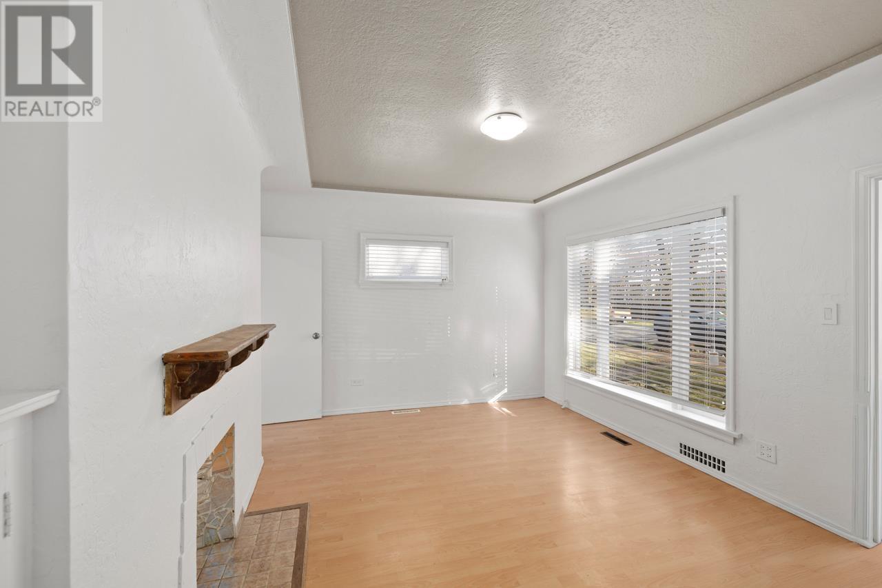 3431 Glen Drive, Vancouver, British Columbia  V5V 4S5 - Photo 4 - R2975232
