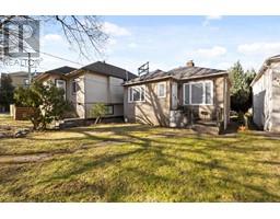 3431 GLEN DRIVE, Vancouver, British Columbia