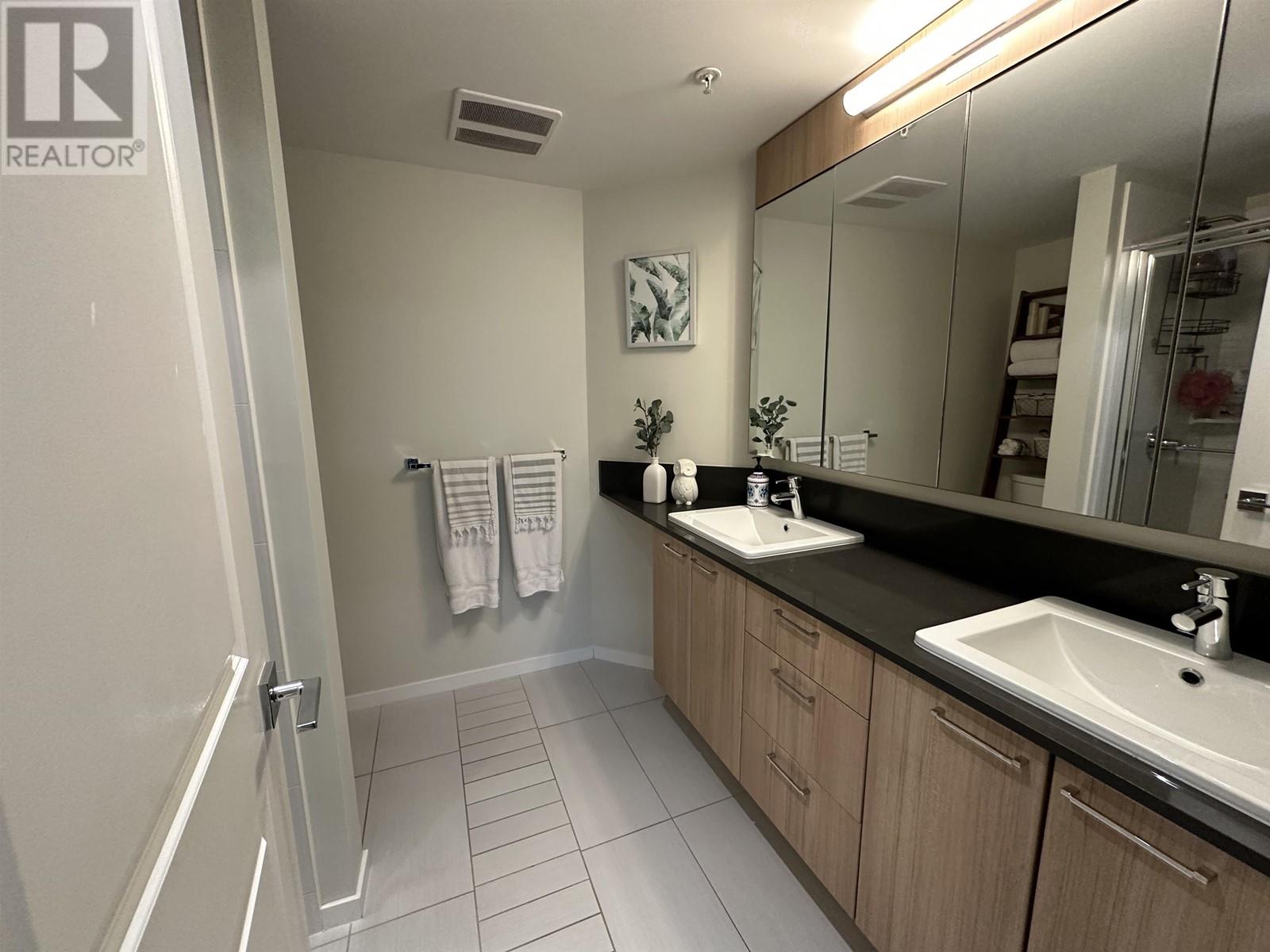 201 202 Lebleu Street, Coquitlam, British Columbia  V3K 4L6 - Photo 20 - R2968292