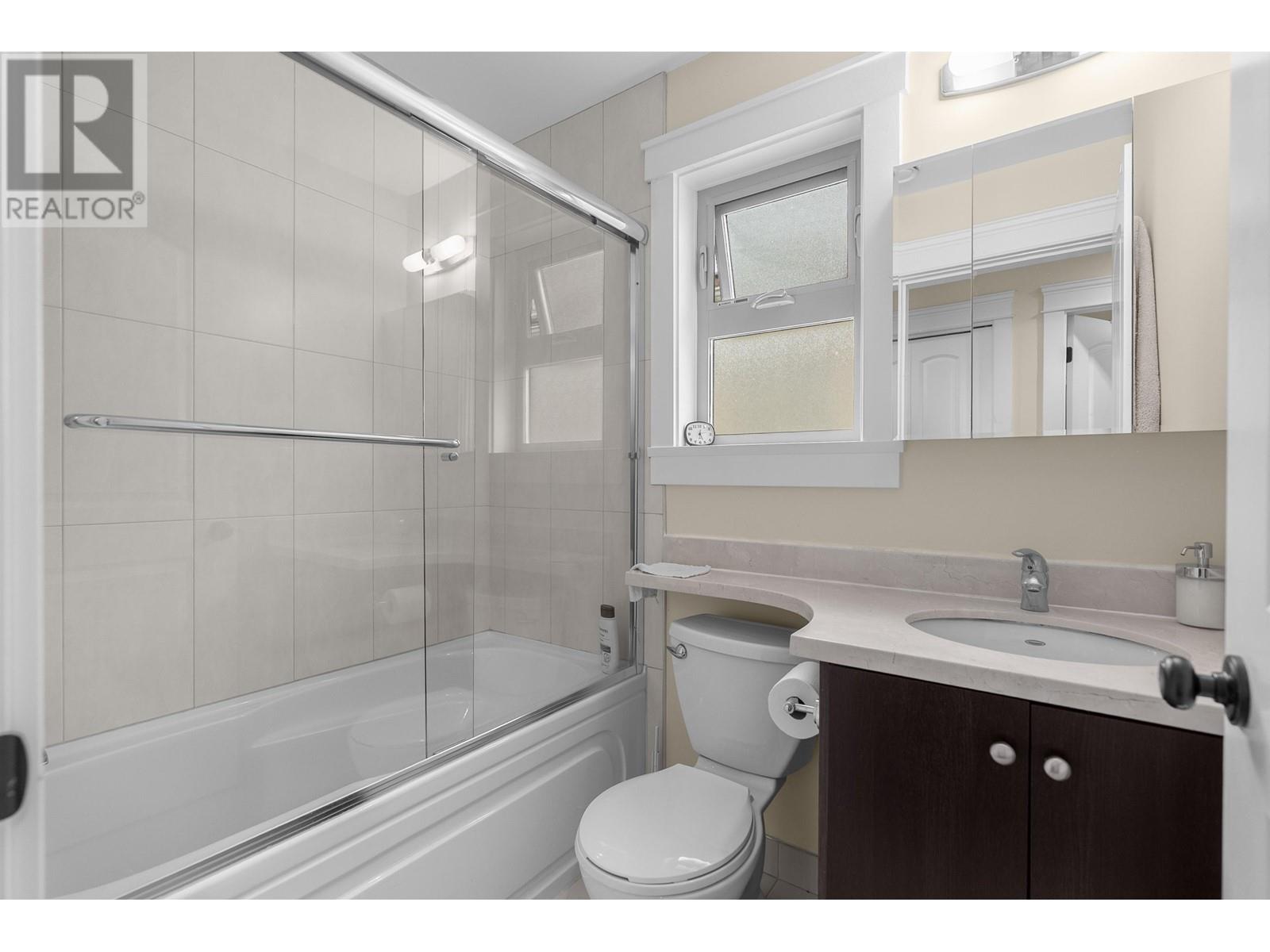 6971 Dunblane Avenue, Burnaby, British Columbia  V5J 4G1 - Photo 17 - R2973250
