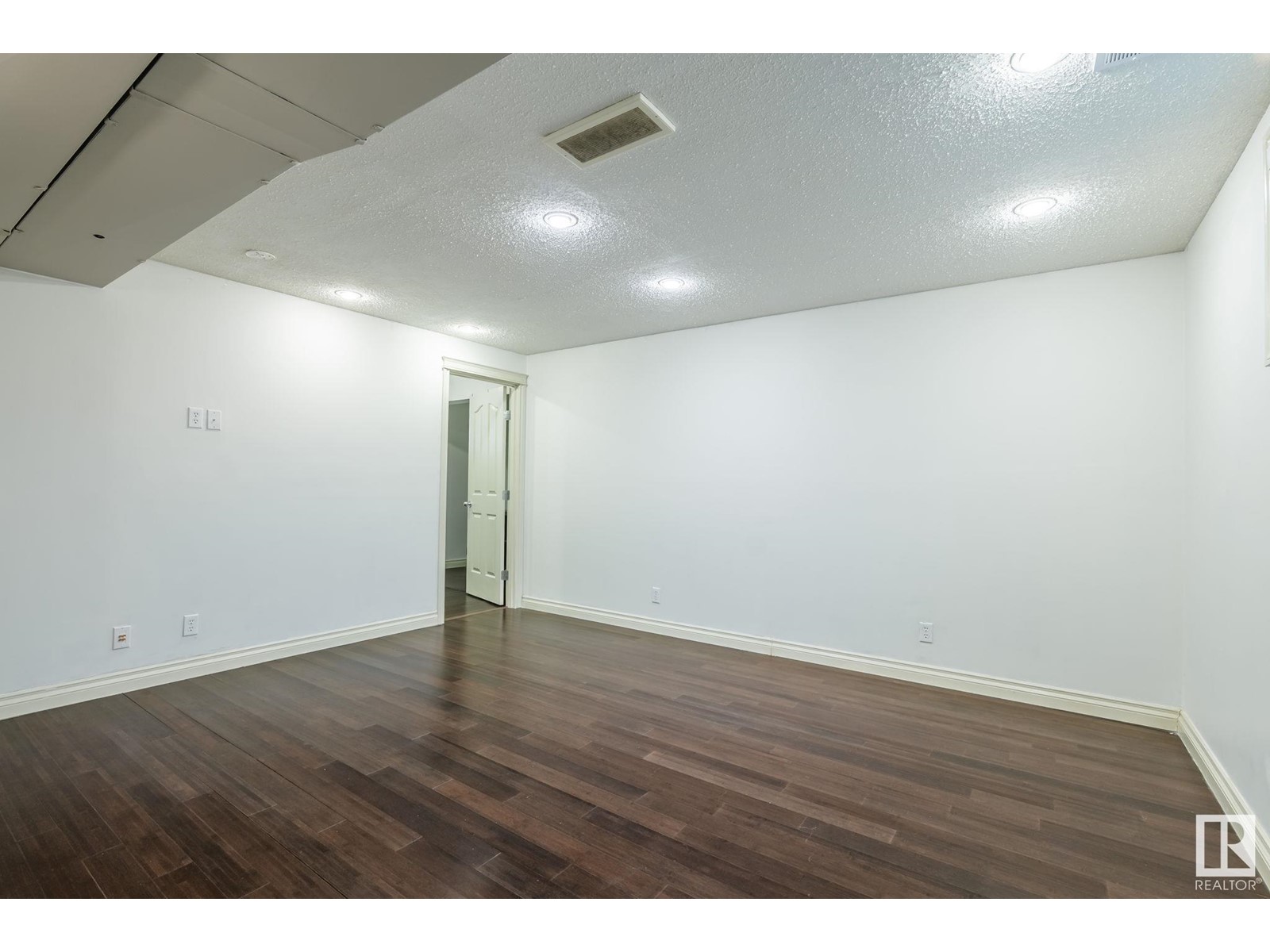 8720 178 Av Nw Nw, Edmonton, Alberta  T5Z 0B8 - Photo 30 - E4424733