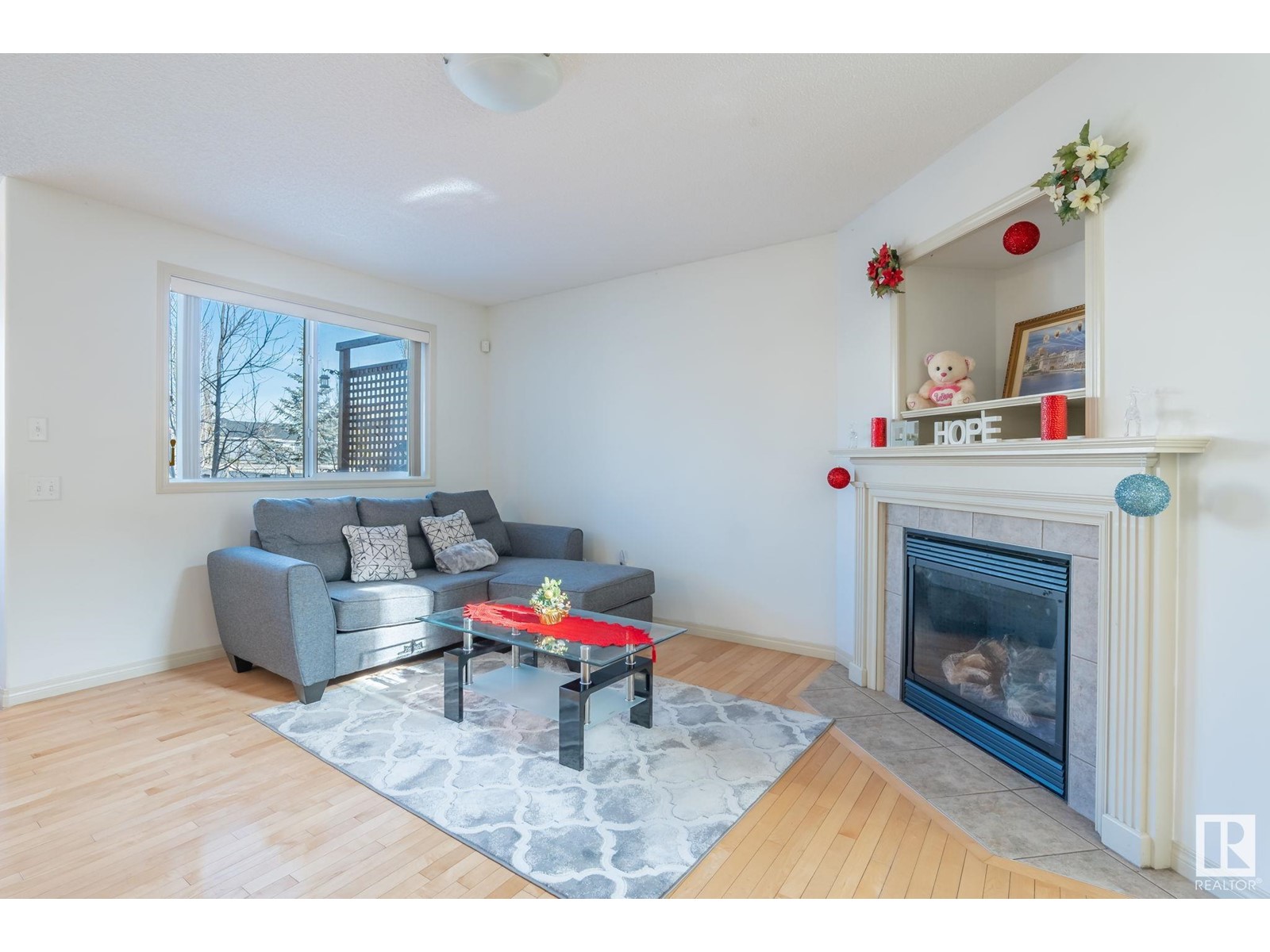 Property at 8720 178 AV NW NW image 4