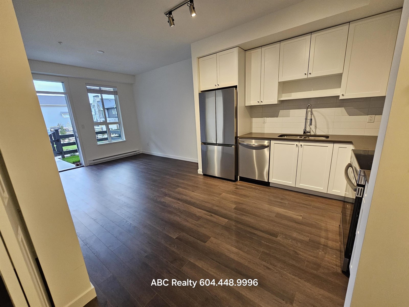 1st Fl 15738 85 Avenue, Surrey, British Columbia  V4N 6Y1 - Photo 25 - R2962880