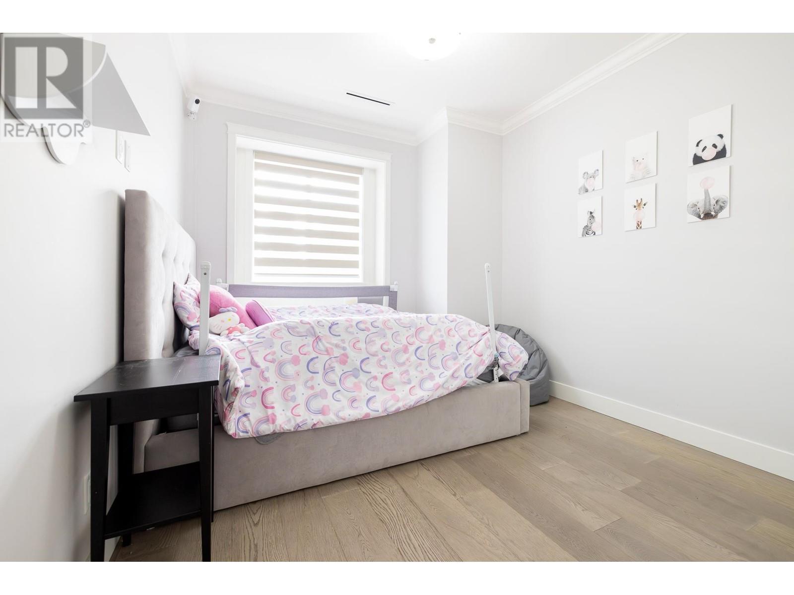 Listing Picture 21 of 40 : 6893 BURNS STREET, Burnaby / 本拿比 - 魯藝地產 Yvonne Lu Group - MLS Medallion Club Member