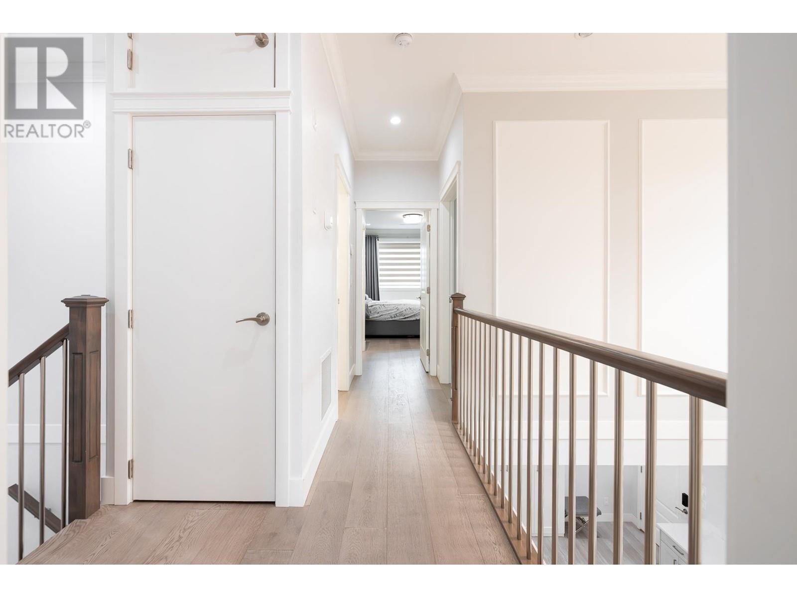 Listing Picture 22 of 40 : 6893 BURNS STREET, Burnaby / 本拿比 - 魯藝地產 Yvonne Lu Group - MLS Medallion Club Member
