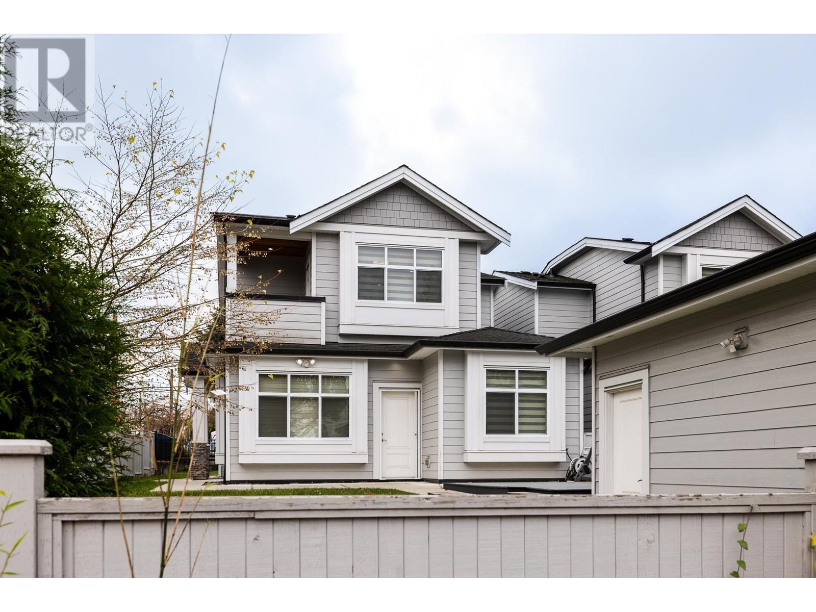 Listing Picture 37 of 40 : 6893 BURNS STREET, Burnaby / 本拿比 - 魯藝地產 Yvonne Lu Group - MLS Medallion Club Member