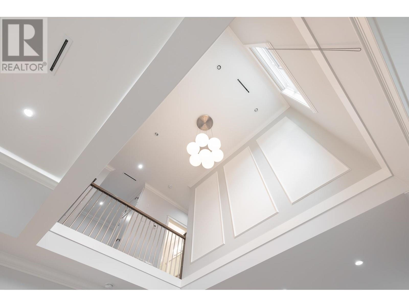 Listing Picture 7 of 40 : 6893 BURNS STREET, Burnaby / 本拿比 - 魯藝地產 Yvonne Lu Group - MLS Medallion Club Member