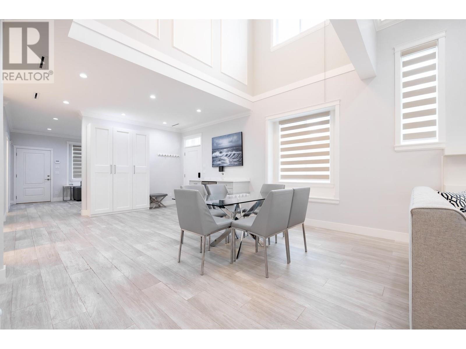 Listing Picture 5 of 40 : 6893 BURNS STREET, Burnaby / 本拿比 - 魯藝地產 Yvonne Lu Group - MLS Medallion Club Member