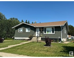 4925 52 ST Entwistle