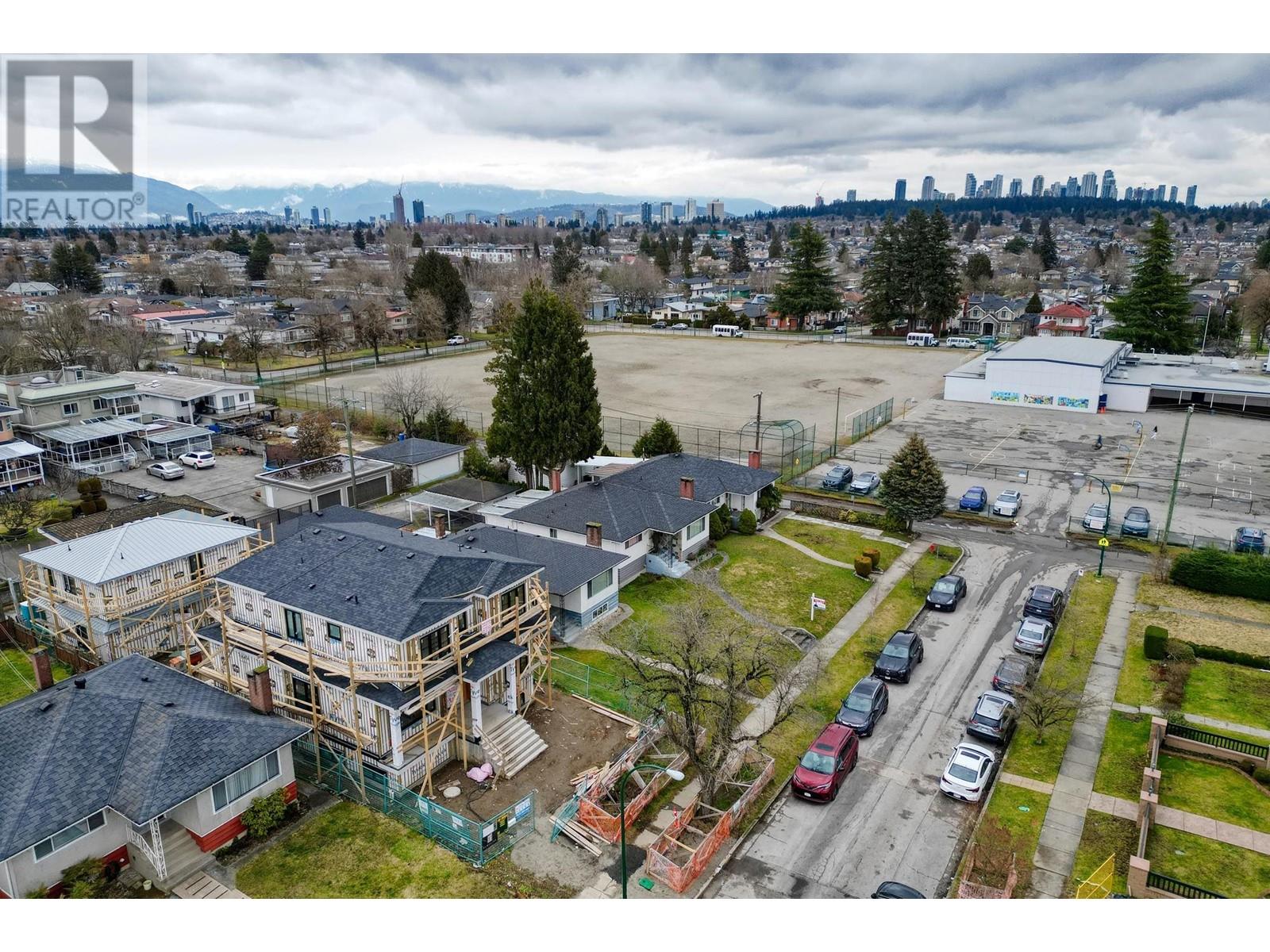 2477 E 53rd Avenue, Vancouver, British Columbia  V5S 1V7 - Photo 21 - R2968596