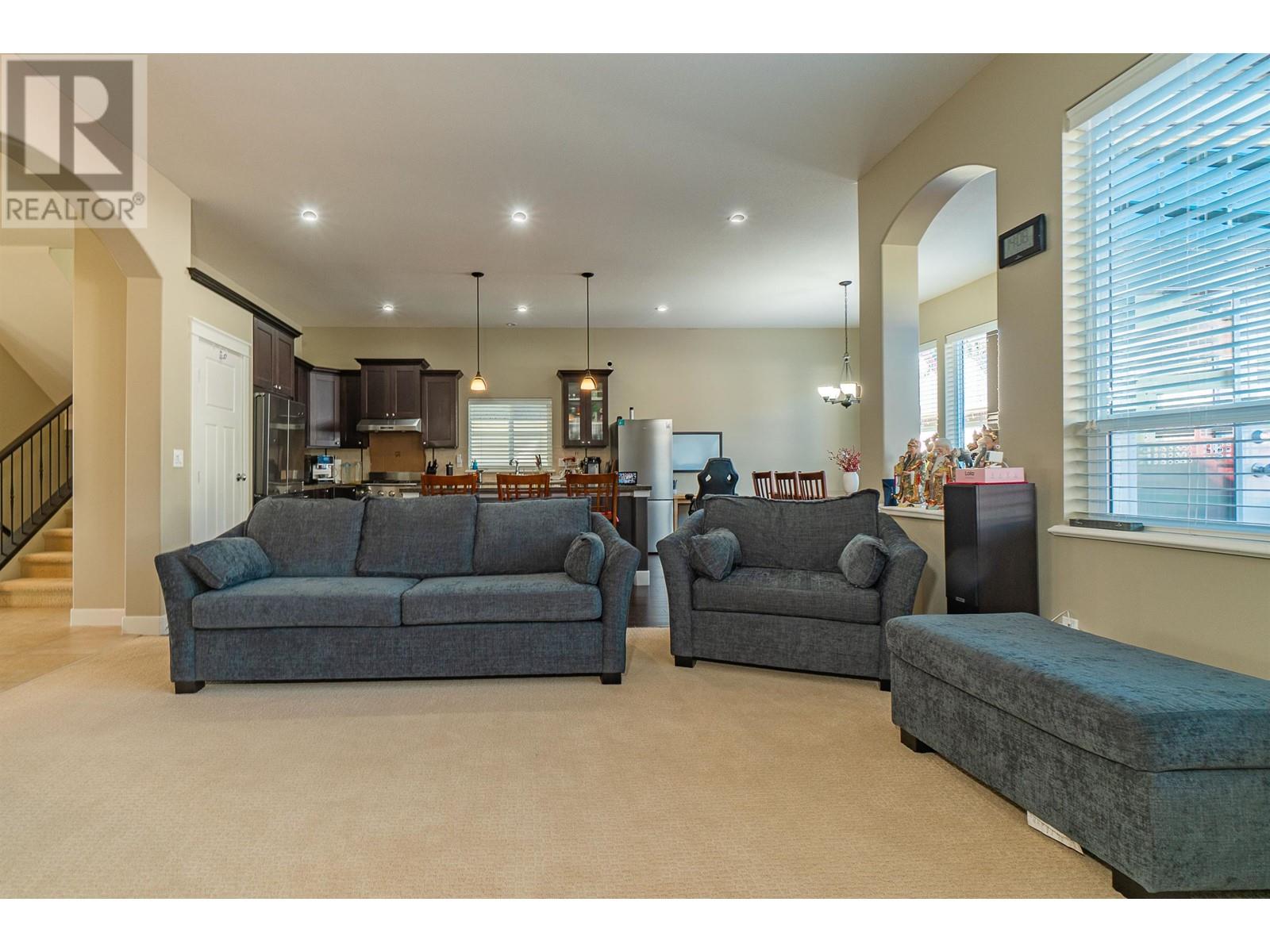 3363 Highland Drive, Coquitlam, British Columbia  V3E 0A9 - Photo 8 - R2974385