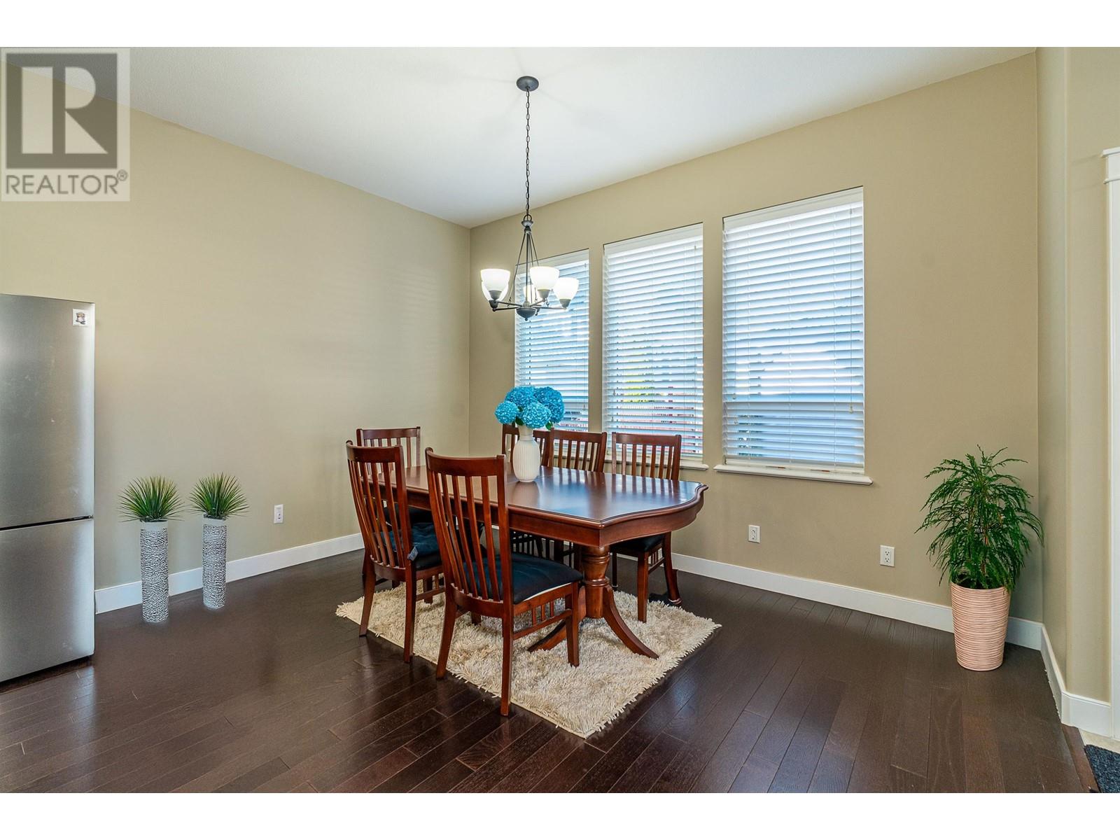 3363 Highland Drive, Coquitlam, British Columbia  V3E 0A9 - Photo 12 - R2974385