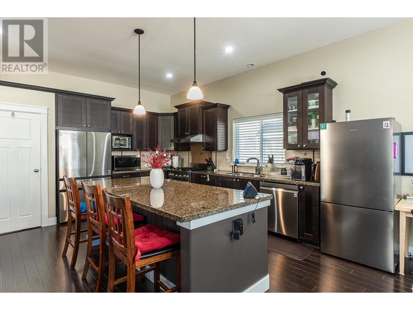 3363 Highland Drive, Coquitlam, British Columbia  V3E 0A9 - Photo 10 - R2974385