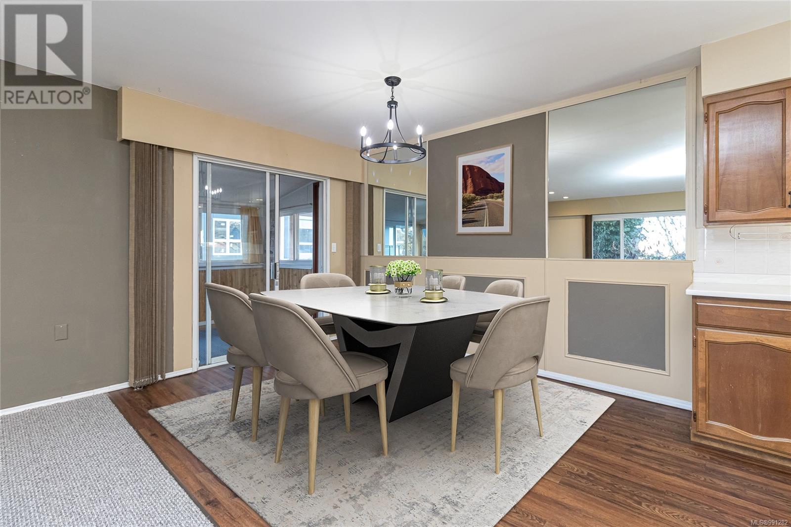 Property at 116 Wallis St image 2