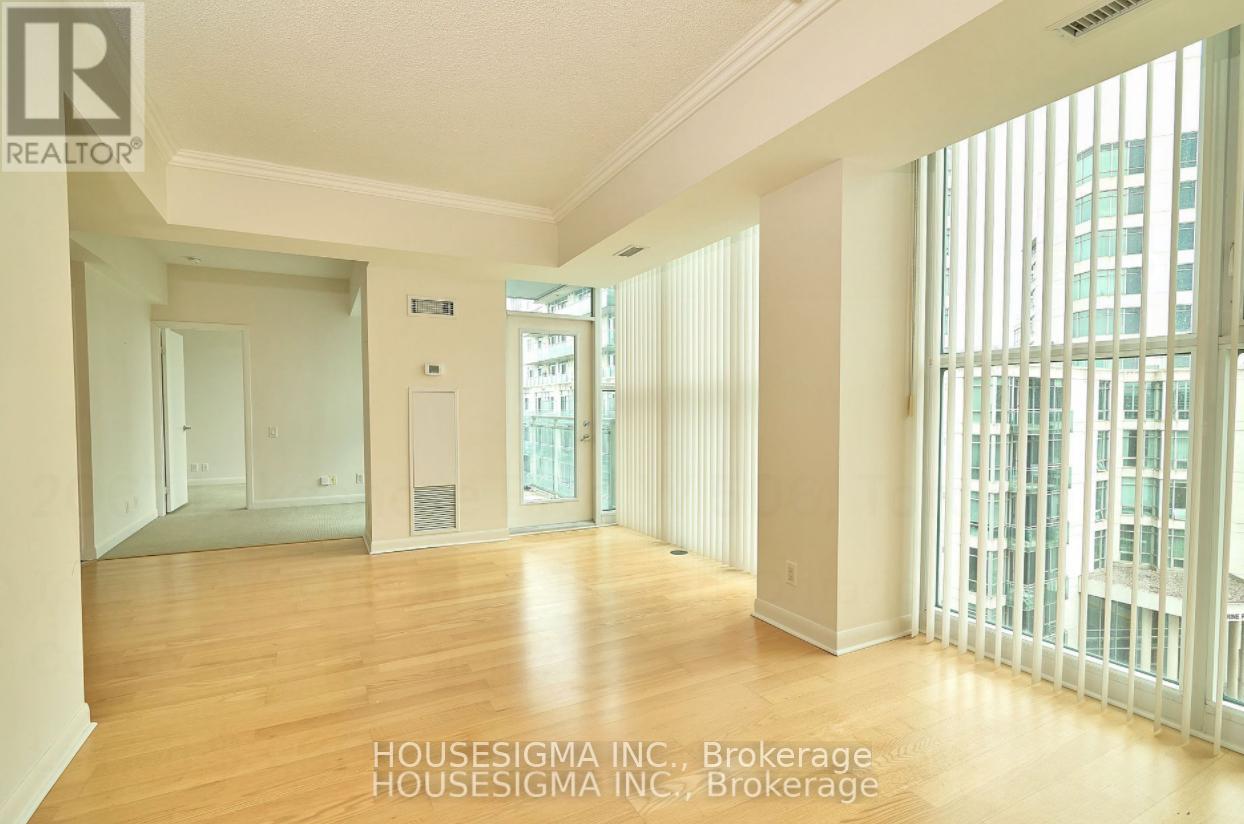 506 - 2067 Lakeshore Boulevard W, Toronto, Ontario  M8V 4B8 - Photo 8 - W12008359