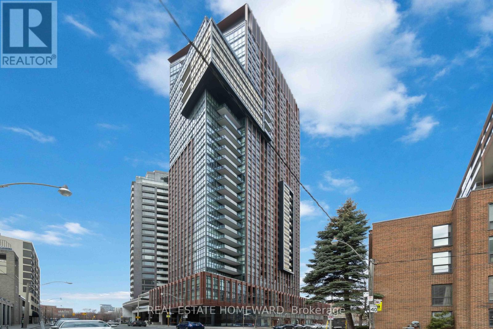 Property at 1401 - 32 DAVENPORT ROAD image 1