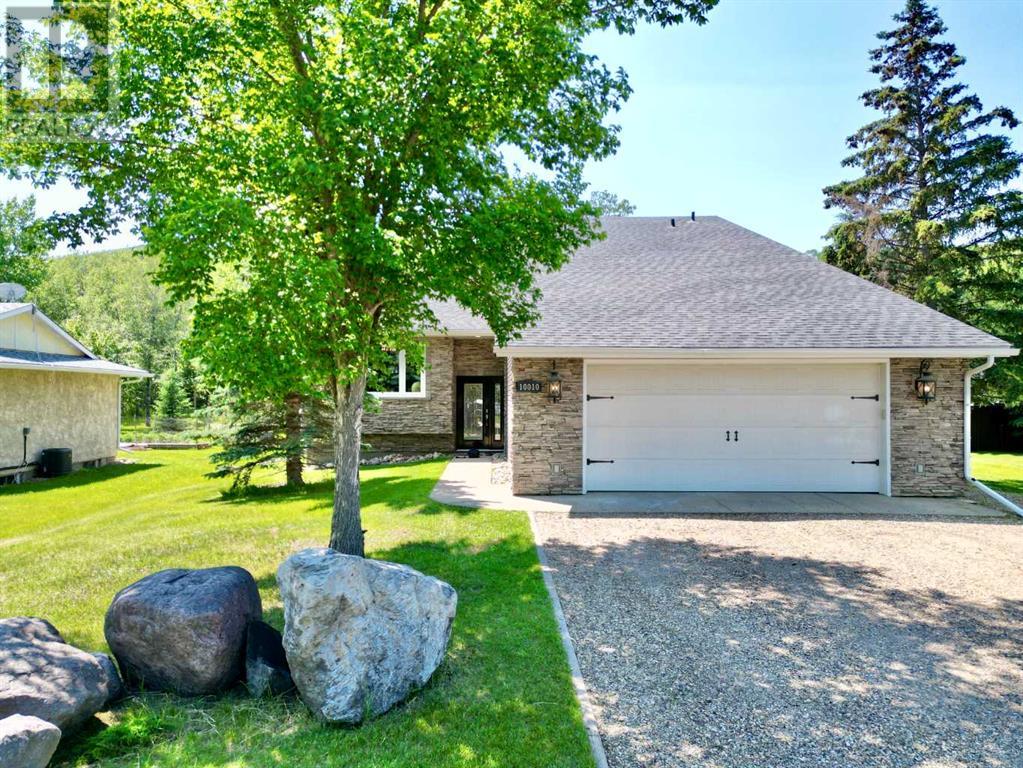 Property at 10010 88 Street image 1